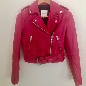 Bright Pink Avec Les Fillies in EUC